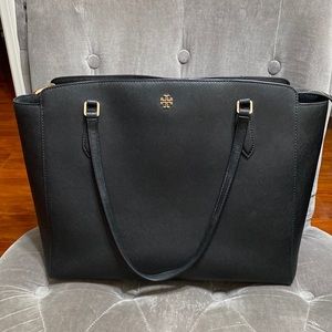 Tory Burch Large Emerson Top Zip Bag
